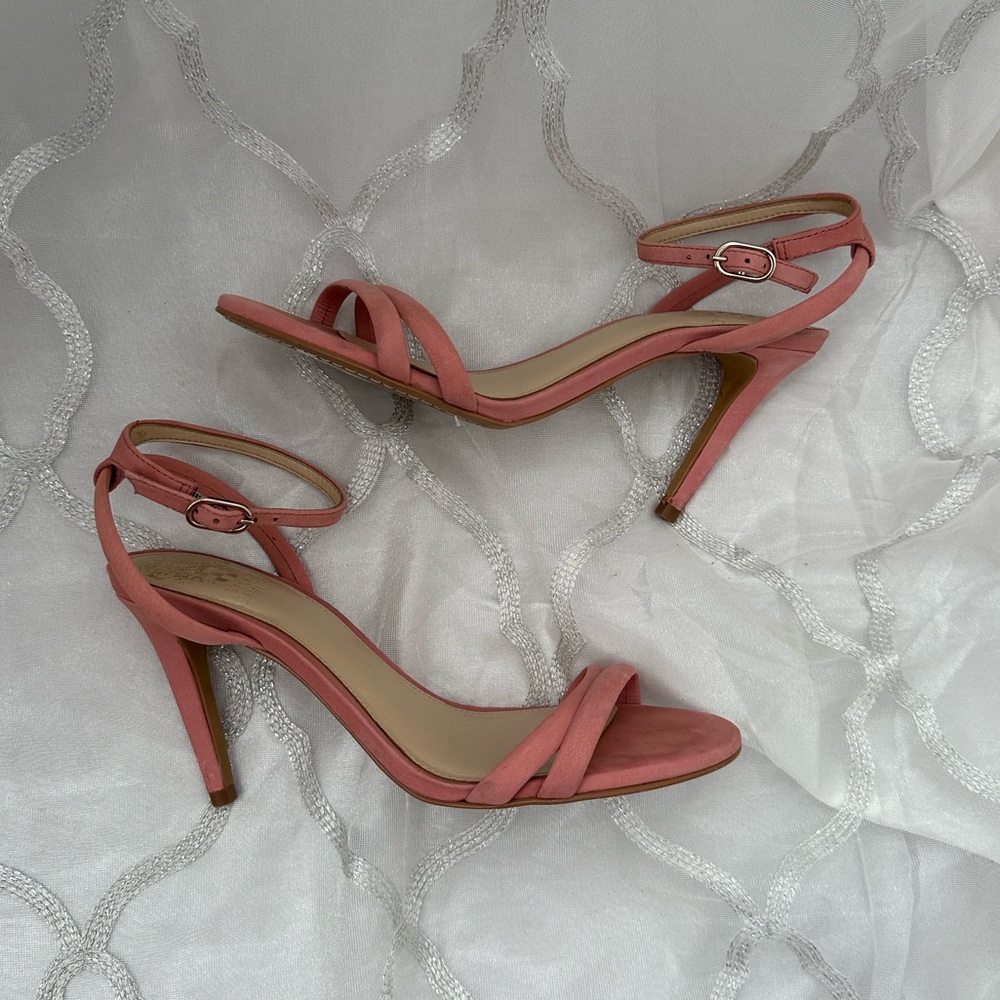Vince Camuto Kareenat pink heel sandals